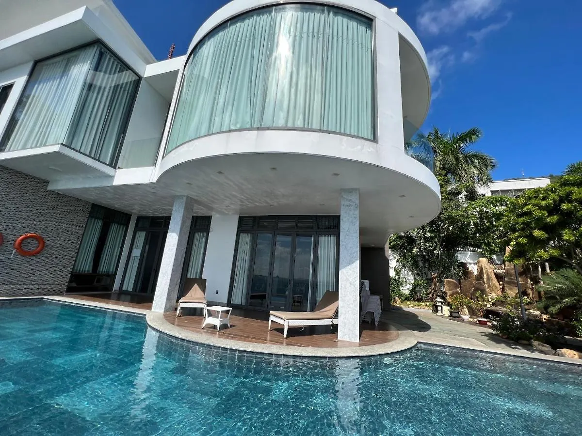 Nancy Grand Strip Imperial 3 Villa Vung Tau 0*,